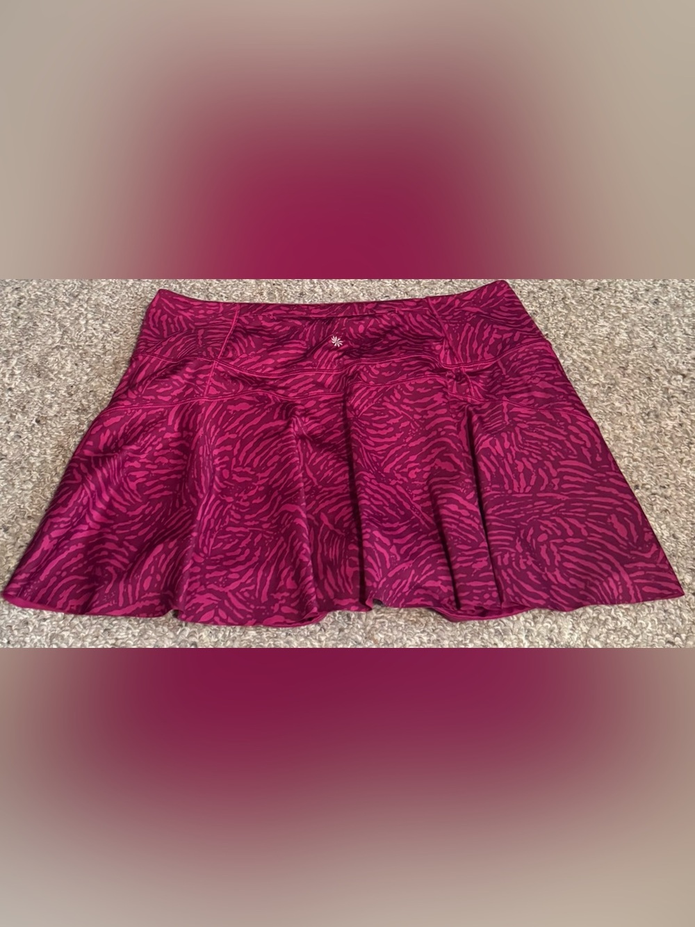 Magenta Patterned Athleta Ace printed tennis skort - Picture 2 of 4